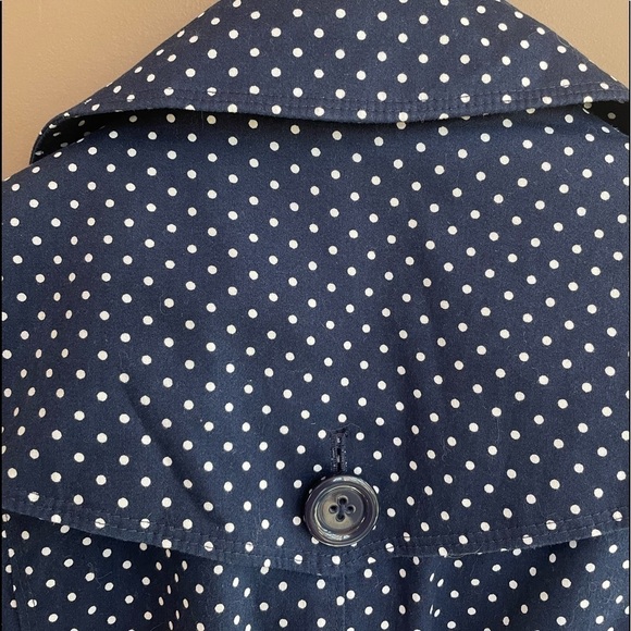 London Fog Belted Trench Coat in Navy Polka Dot Size XS - Picture 5 of 9